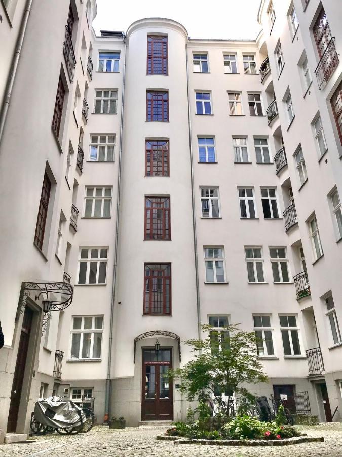 Bezagenta Wilcza8 Minimalist Studio Central Location Warsaw Ngoại thất bức ảnh